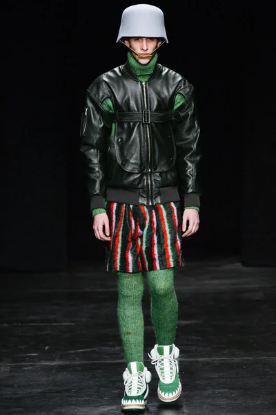 Look 6